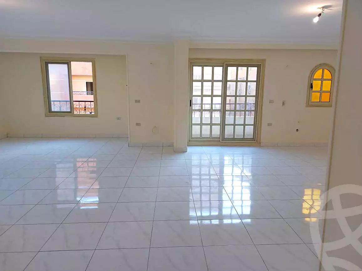 https://aqarmap.com.eg/ar/listing/6665503-for-sale-cairo-6th-of-october-el-ahyaa-neighborhood-2nd-el-saadany-st