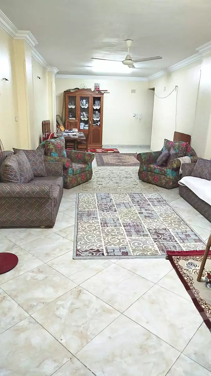 https://aqarmap.com.eg/ar/listing/6666161-for-sale-cairo-helwan-helwan-el-sharkeya-gaafar-st