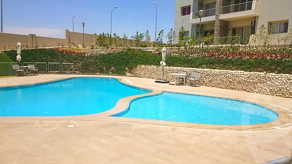 https://aqarmap.com.eg/en/listing/6666375-for-sale-cairo-el-sheikh-zayed-city-compounds-dh-drys