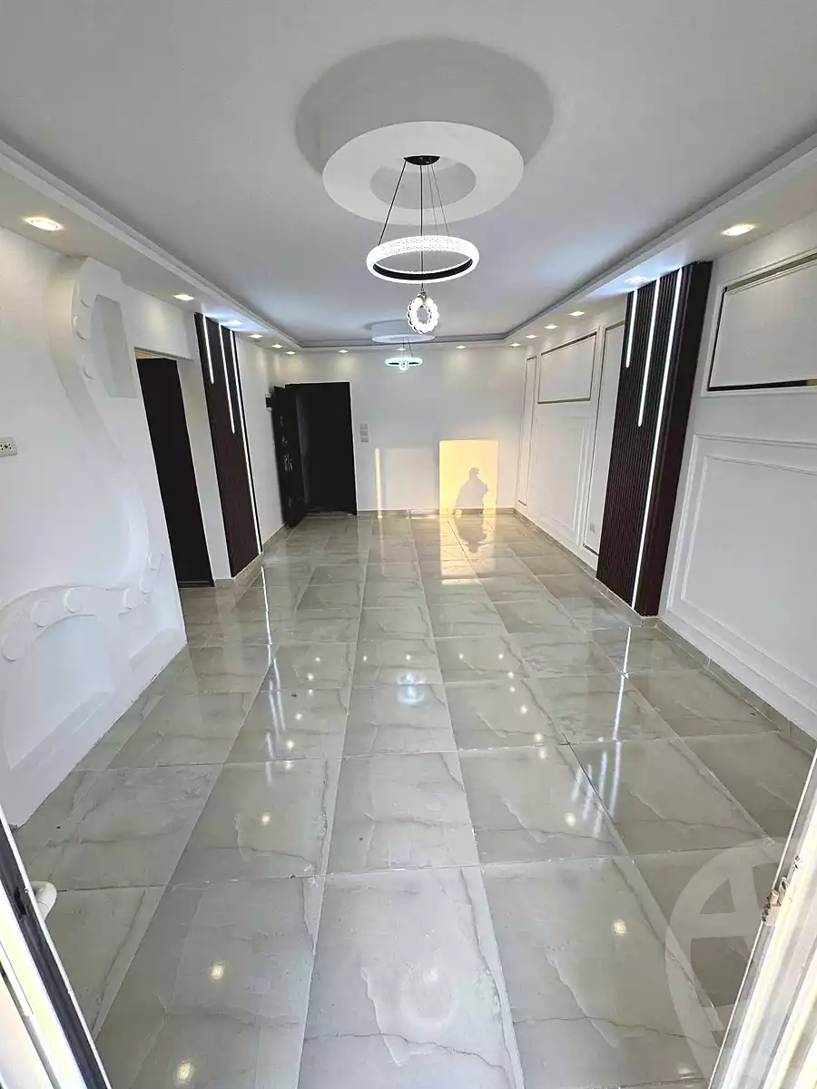 https://aqarmap.com.eg/ar/listing/6666441-for-sale-alexandria-sydy-bshr-sydy-bshr-bhry-gamal-abd-el-nasir-st