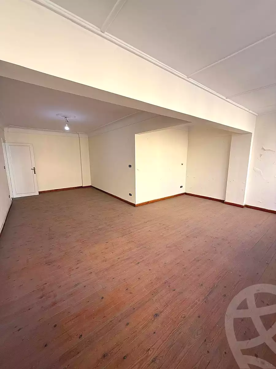 https://aqarmap.com.eg/ar/listing/6666479-for-sale-alexandria-el-asafra-ahmed-tiesser-st