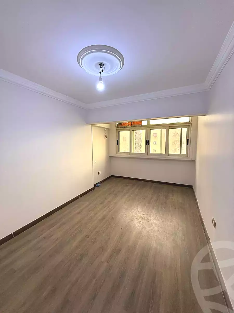https://aqarmap.com.eg/ar/listing/6667720-for-sale-alexandria-el-mandara-alex-el-mandara-bahri