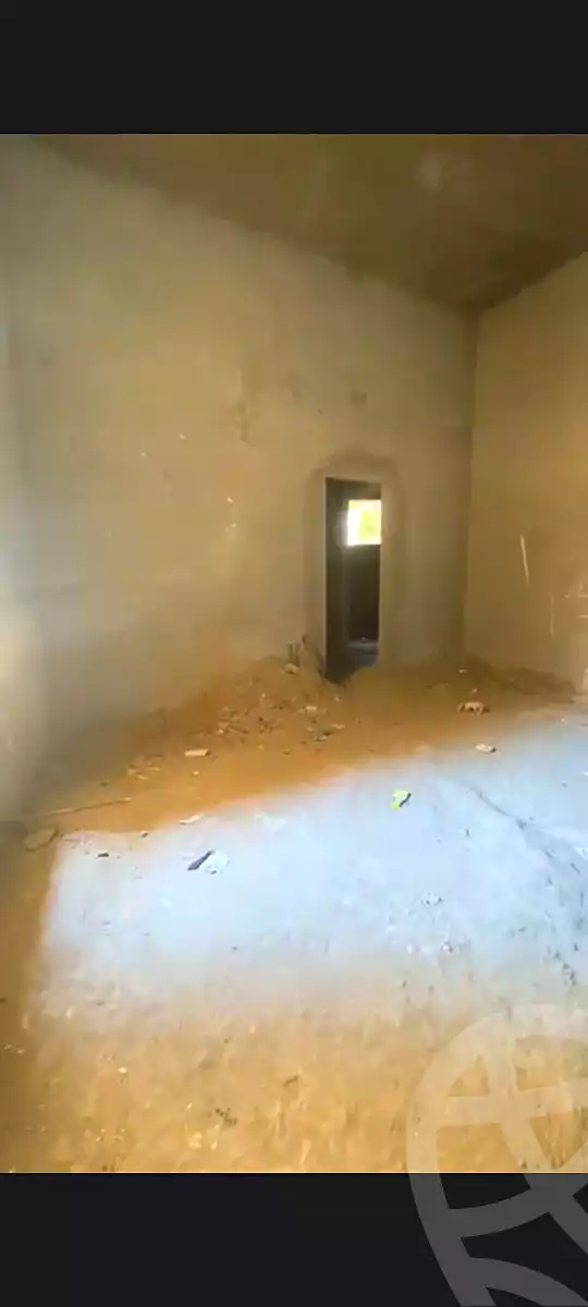 https://aqarmap.com.eg/ar/listing/6667987-for-sale-cairo-new-cairo-ganob-el-akadamiya-south-academy-d-abbas-mahmoud-el-akad-st