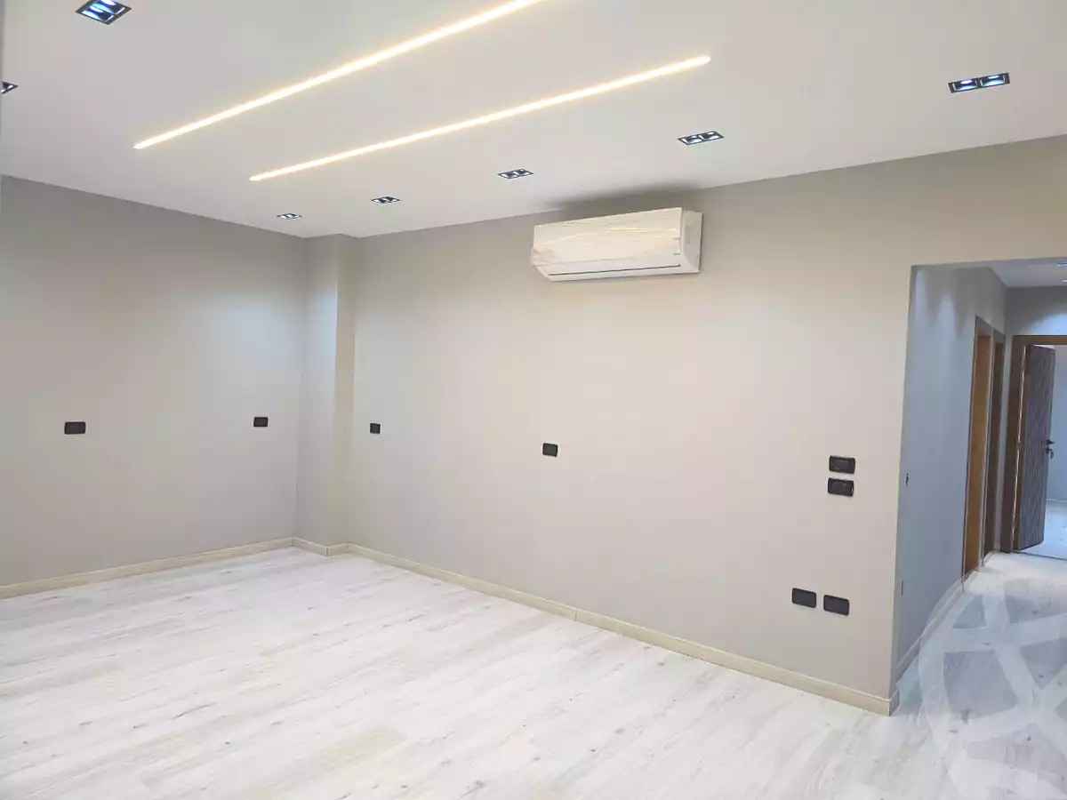https://aqarmap.com.eg/en/listing/6668663-for-sale-cairo-new-cairo-compounds-midtown