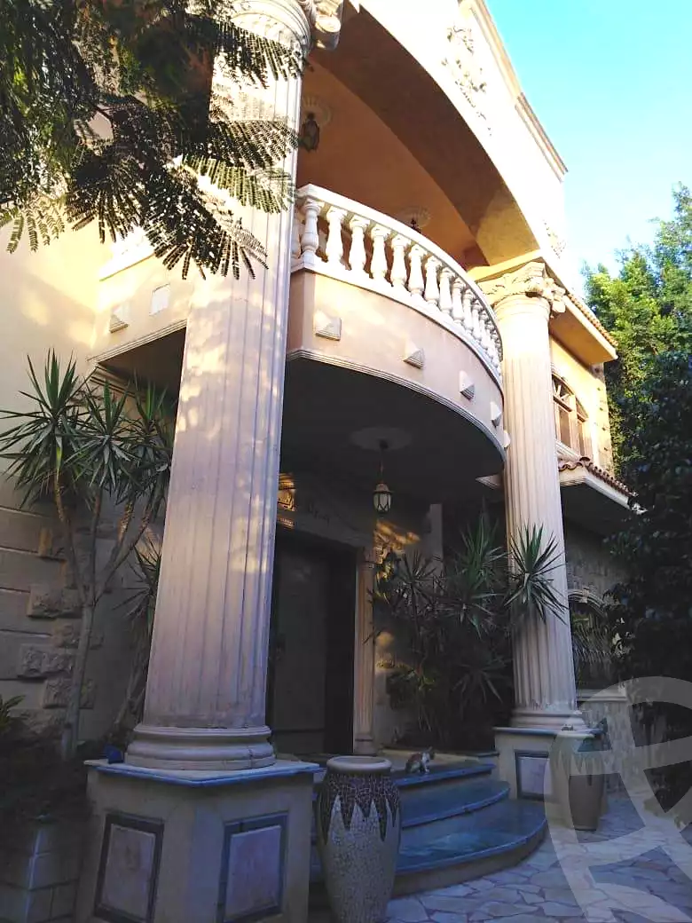 https://aqarmap.com.eg/ar/listing/6668859-for-sale-cairo-new-cairo-ganob-el-akadamiya-south-academy-b-taha-hussein-st