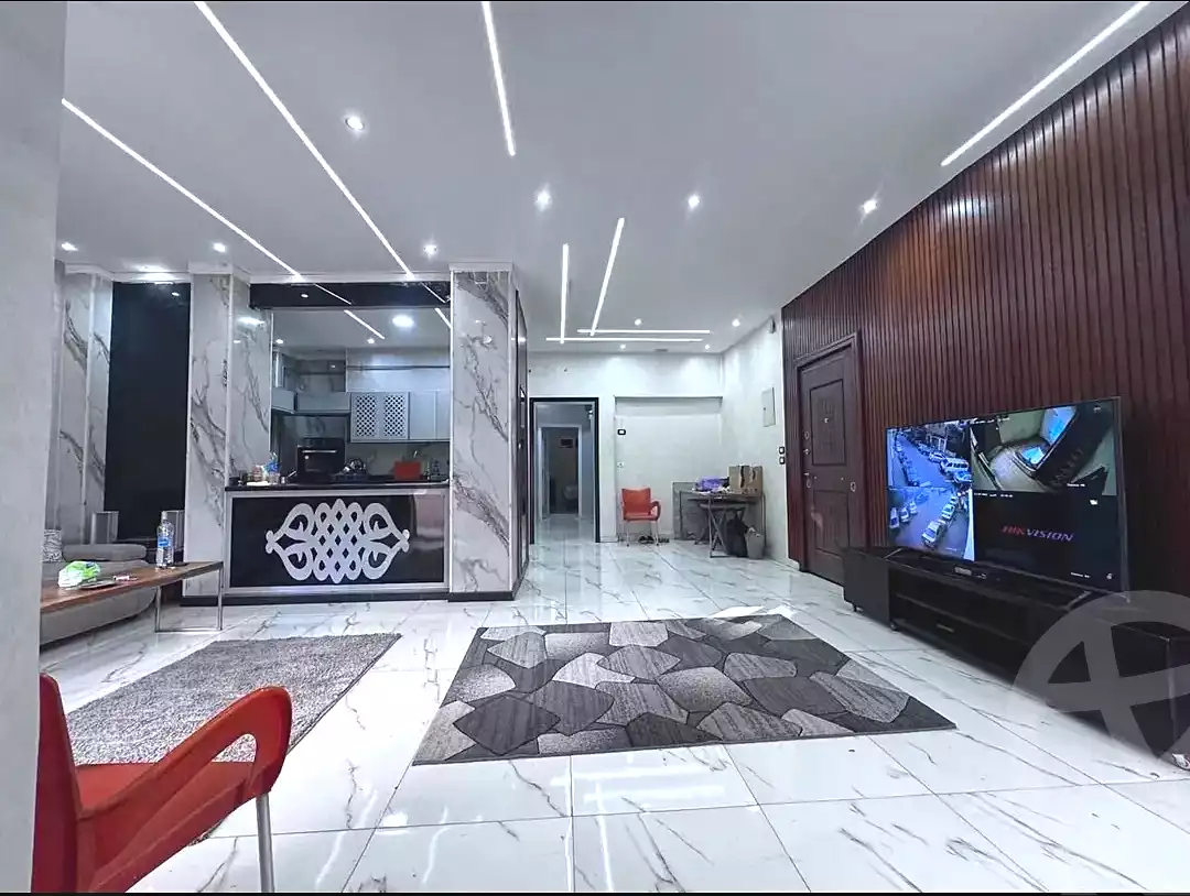 https://aqarmap.com.eg/ar/listing/6668942-for-sale-cairo-ljyz-shareaa-morad  charel degol