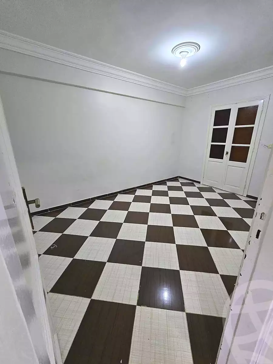 https://aqarmap.com.eg/ar/listing/6670006-for-sale-alexandria-el-asafra-l-sfr-bhry