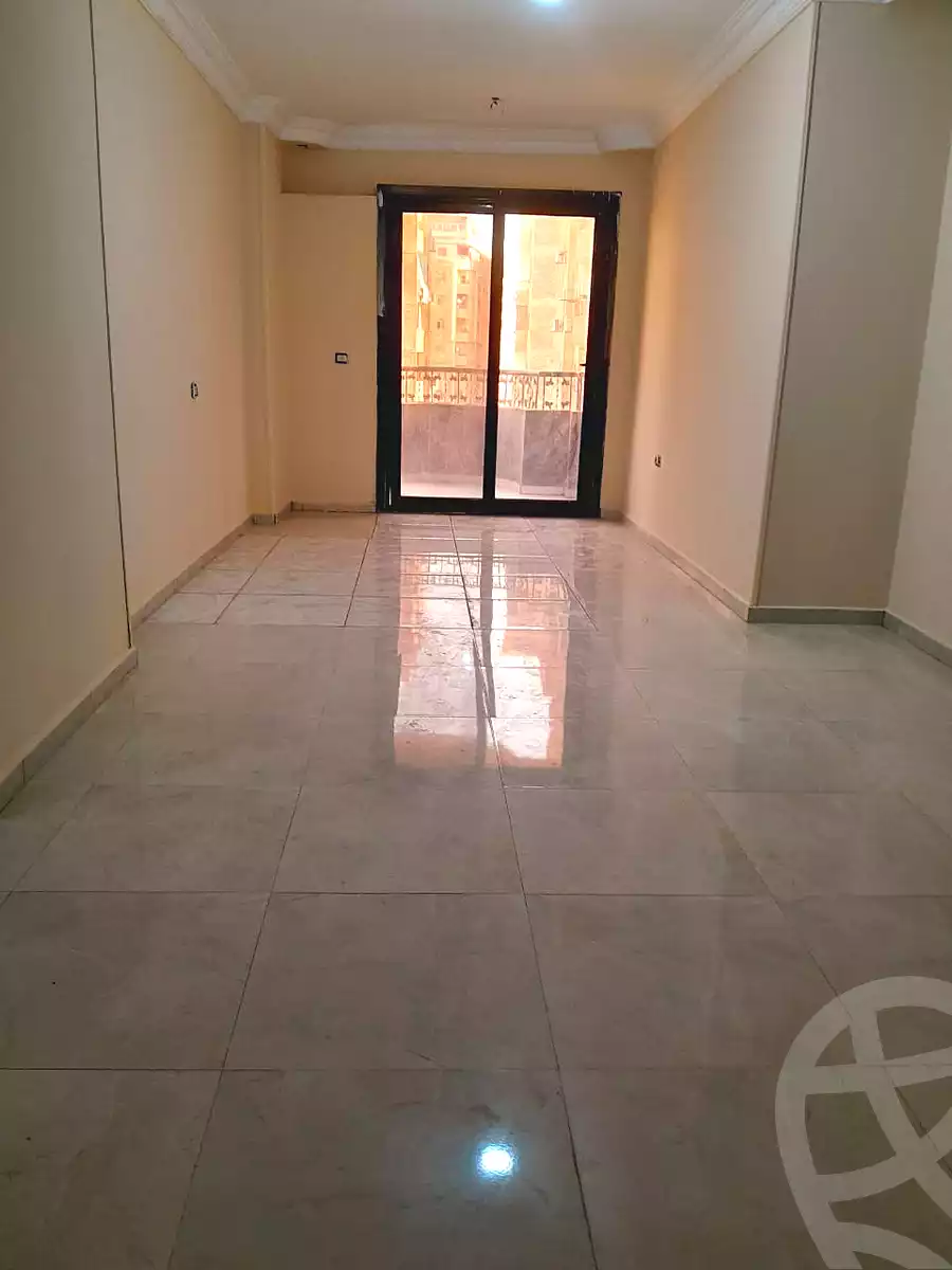 https://aqarmap.com.eg/ar/listing/6670046-for-rent-cairo-helwan-hadayek-helwan-nile-corniche-st