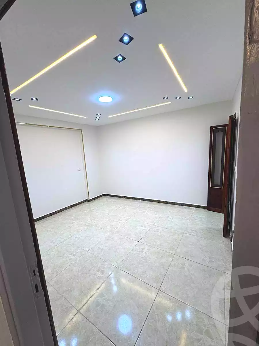 https://aqarmap.com.eg/ar/listing/6670463-for-sale-alexandria-miami-iskandar-ibrahim-st