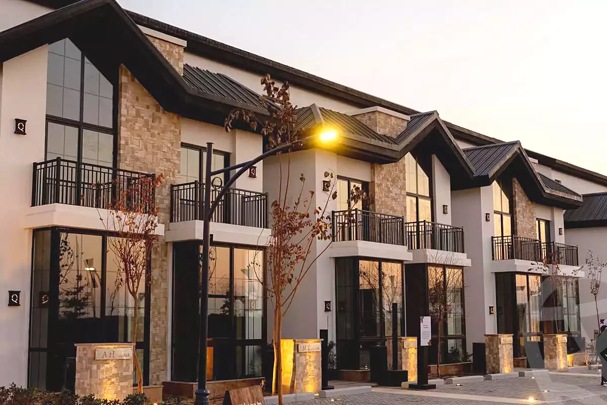 https://aqarmap.com.eg/ar/listing/6671762-for-sale-cairo-new-cairo-compounds-mwntn-fyw-y-syty-the-marq-mountain-view-icity