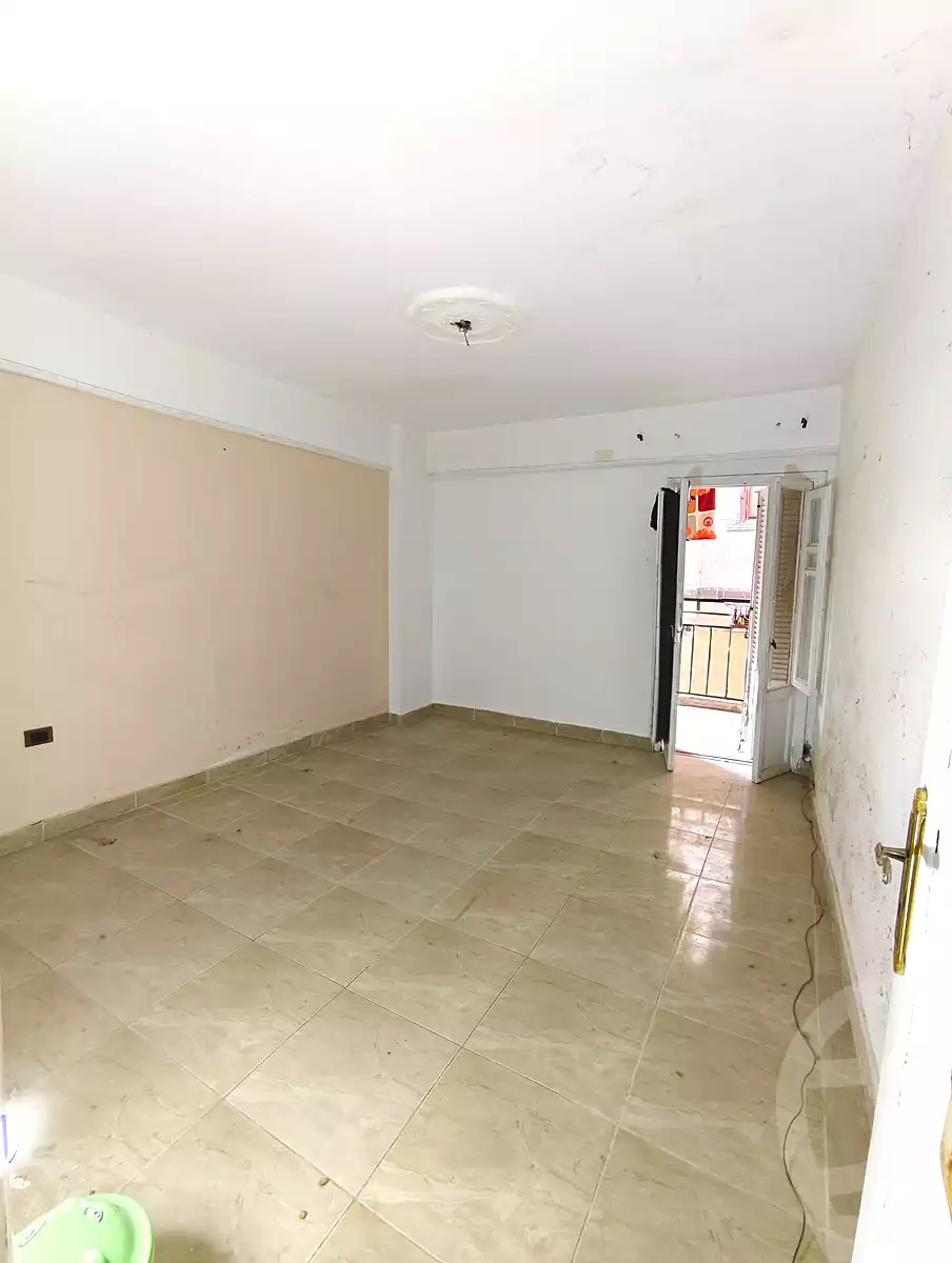 https://aqarmap.com.eg/ar/listing/6671858-for-sale-alexandria-l-jmy-lbytsh-ain-shams-st