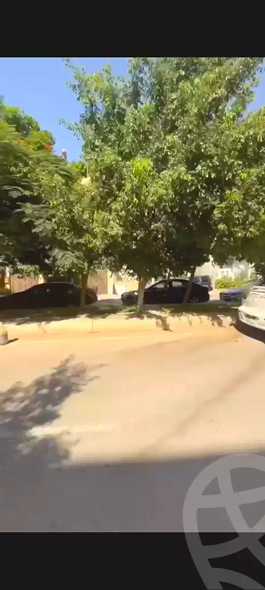 https://aqarmap.com.eg/ar/listing/6672186-for-sale-cairo-new-cairo-el-narges-el-narges-2-pilot-halawany-st