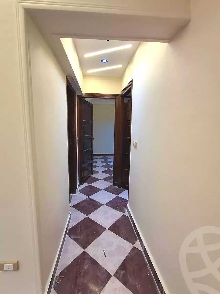 https://aqarmap.com.eg/ar/listing/6672425-for-sale-alexandria-bahray-el-anfoshy-sidi-abou-warda-st