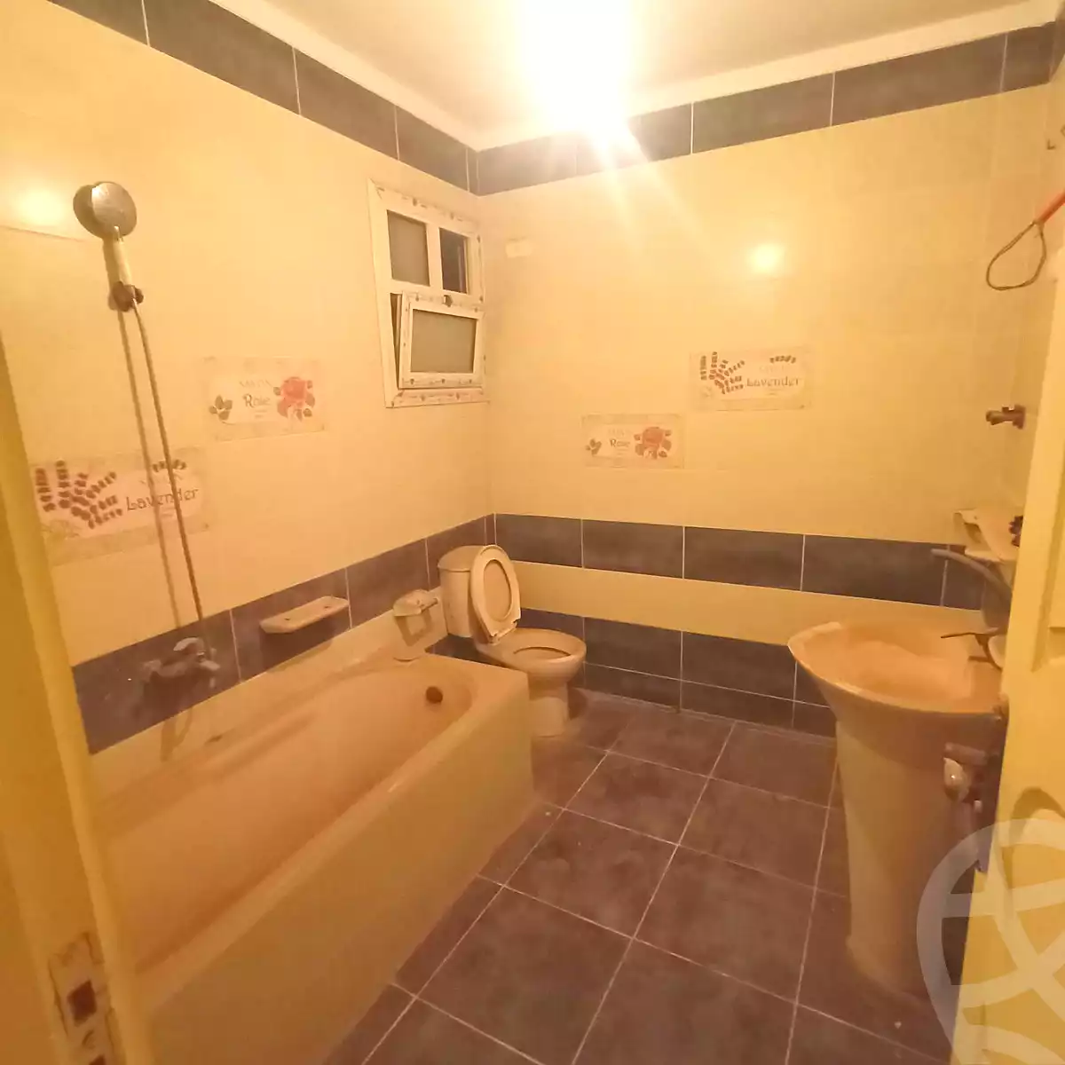 https://aqarmap.com.eg/ar/listing/6672488-for-sale-cairo-ain-shams-alf-maskn-abd-el-mohsen-el-wasimi-st