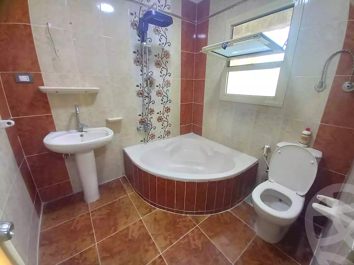 https://aqarmap.com.eg/ar/listing/6673860-for-sale-alexandria-sydy-bshr-sydy-bshr-bhry-ali-hipa-st