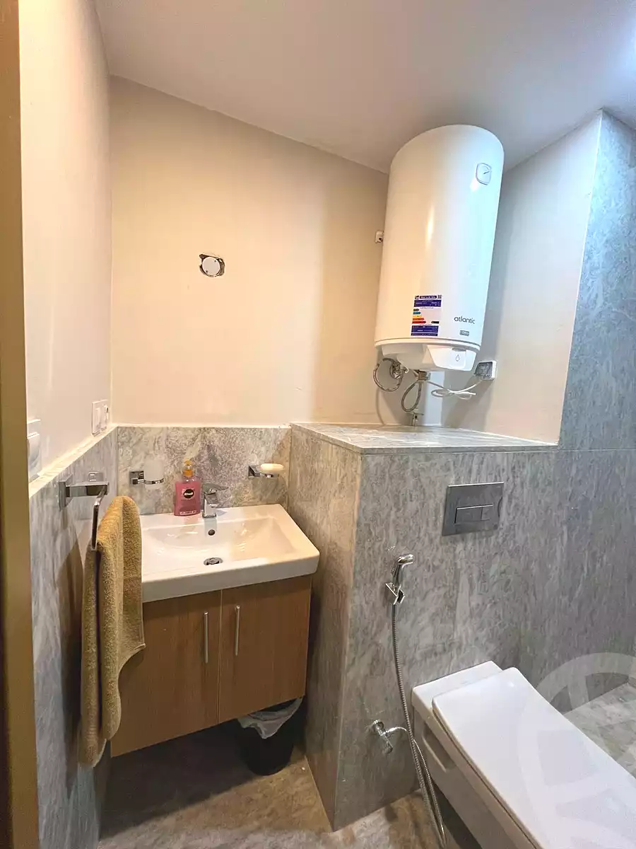 https://aqarmap.com.eg/ar/listing/6674722-for-rent-cairo-el-sheikh-zayed-city-compounds-zyd-wr-llttwyr-park-towers-zed-el-sheikh-zayed-compound