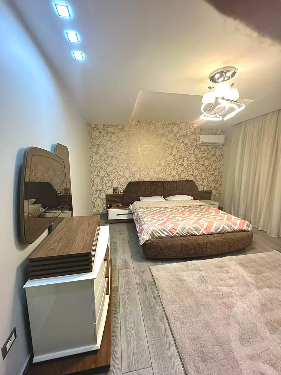 https://aqarmap.com.eg/ar/listing/6674904-for-rent-cairo-el-sheikh-zayed-city-compounds-el-karma-residence