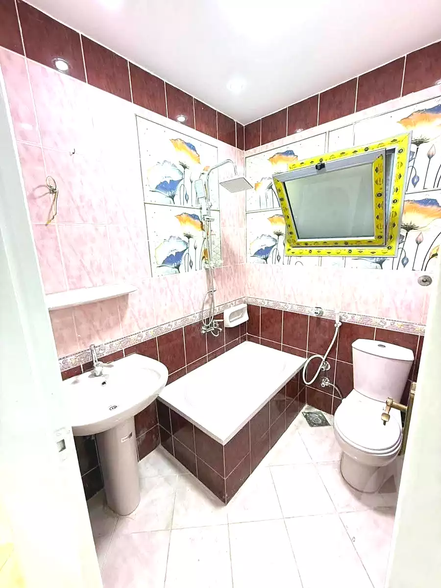 https://aqarmap.com.eg/ar/listing/6675579-for-sale-alexandria-sydy-bshr-sydy-bshr-bhry