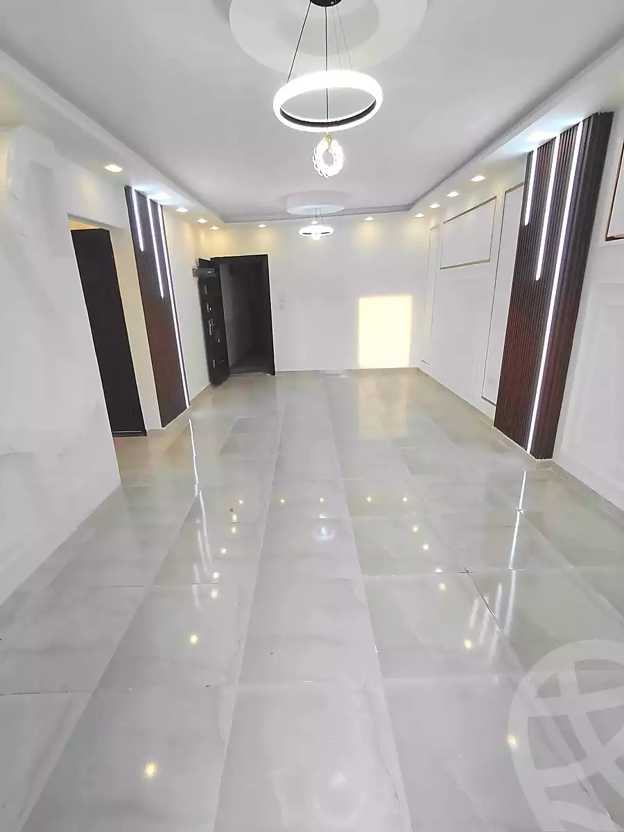 https://aqarmap.com.eg/en/listing/6675878-for-sale-alexandria-miami-shr-jml-bd-lnsr