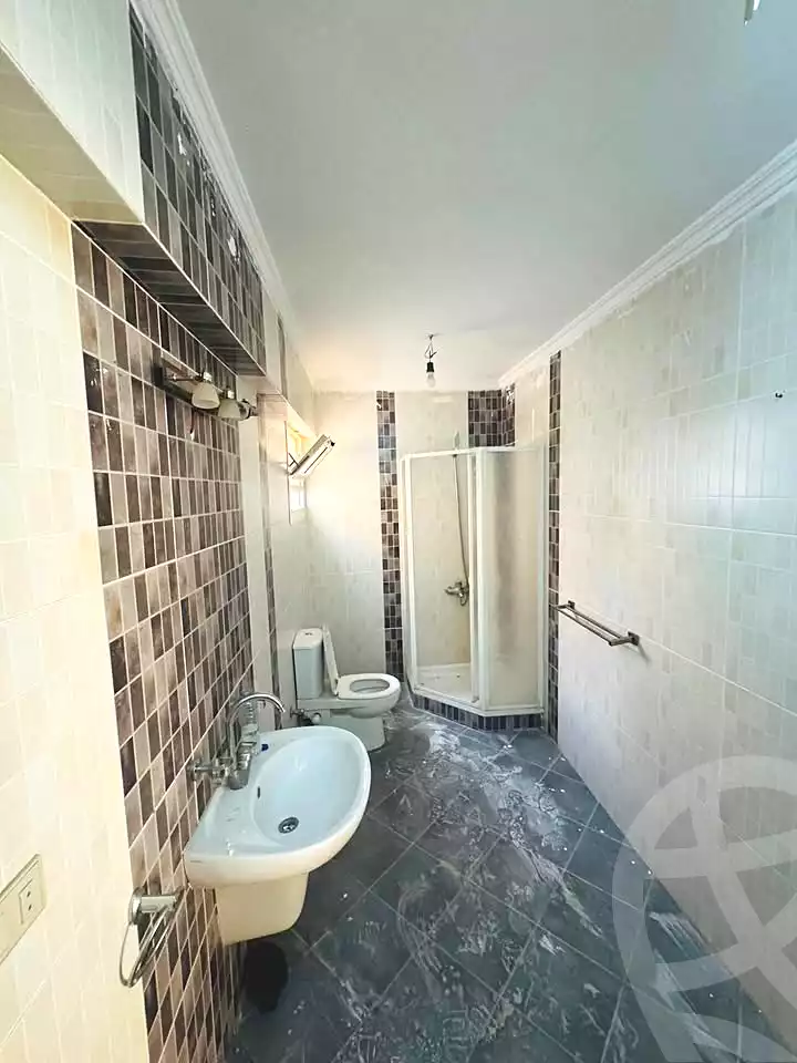 https://aqarmap.com.eg/en/listing/6676024-for-sale-alexandria-l-jmy-lbytsh-bianchiii