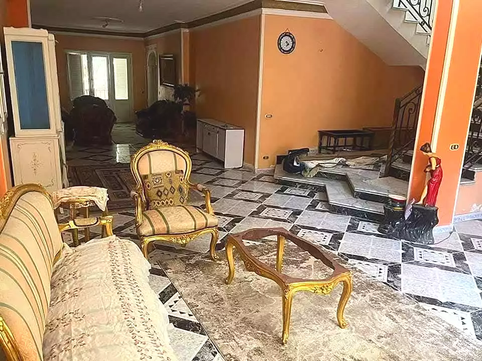 https://aqarmap.com.eg/ar/listing/6676084-for-sale-alexandria-l-jmy-lbytsh-al-kaada-st