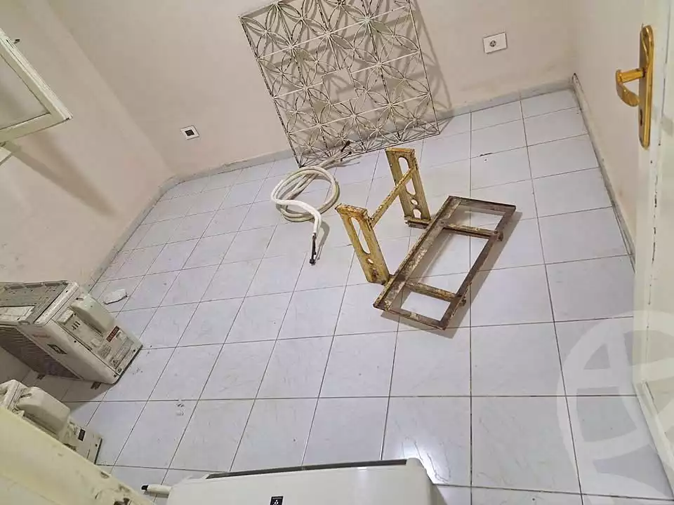 https://aqarmap.com.eg/en/listing/6676635-for-sale-alexandria-sydy-bshr-sydy-bshr-bhry-shr-mhmwd-l-yswy