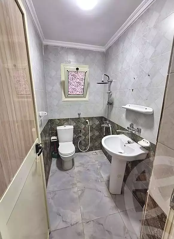 https://aqarmap.com.eg/ar/listing/6676646-for-sale-alexandria-sydy-bshr-sydy-bshr-bhry-shr-mhmwd-l-yswy