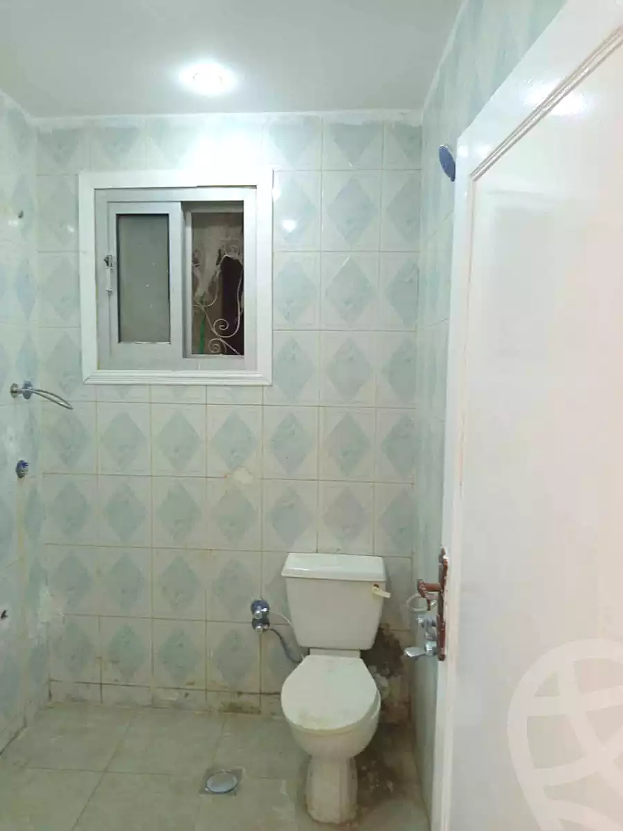 https://aqarmap.com.eg/ar/listing/6676891-for-sale-alexandria-l-jmy-lbytsh-ibrahim-othman-st