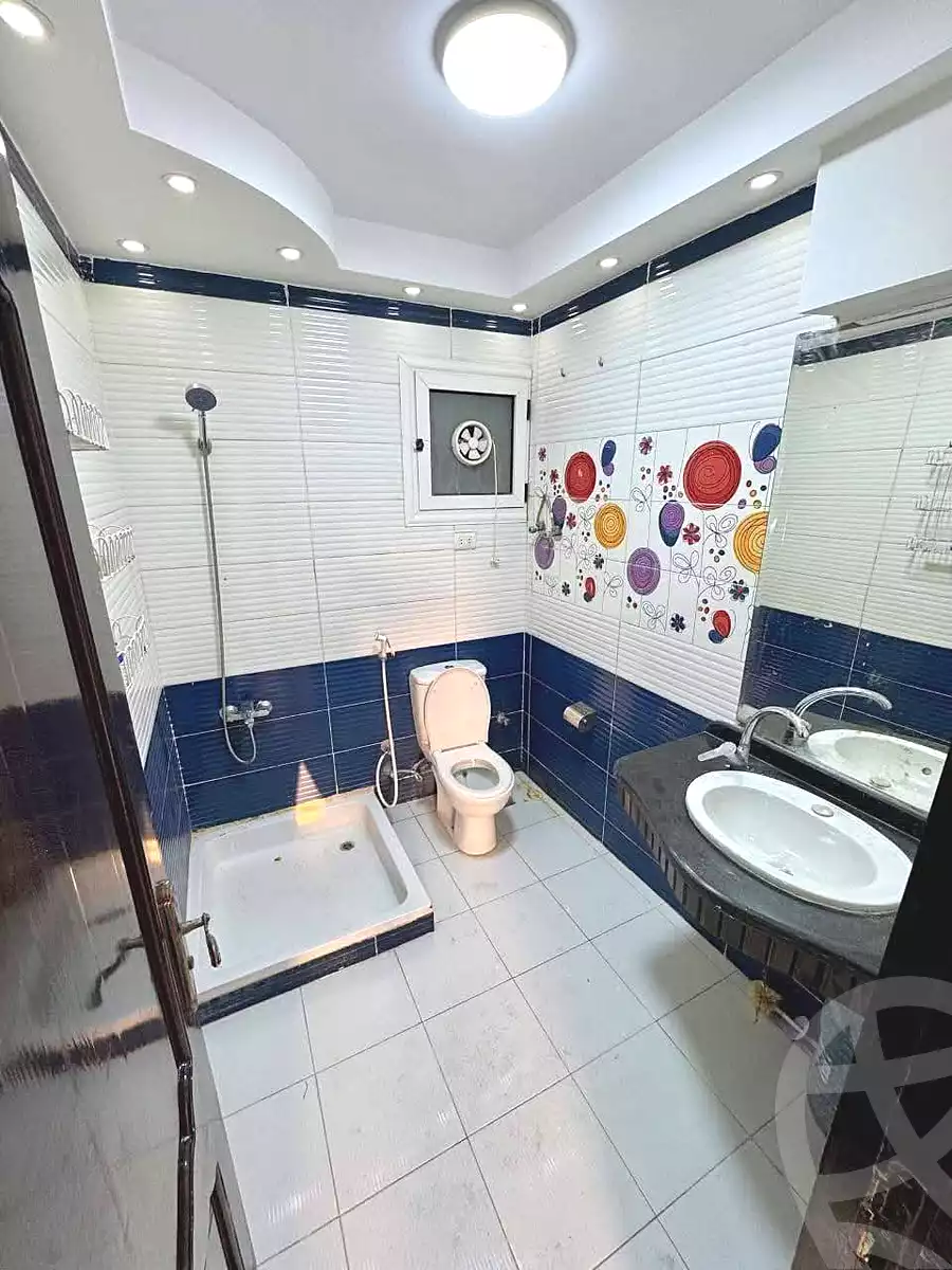 https://aqarmap.com.eg/ar/listing/6676991-for-sale-alexandria-sydy-bshr-sydy-bshr-bhry-gamal-abd-el-nasir-st