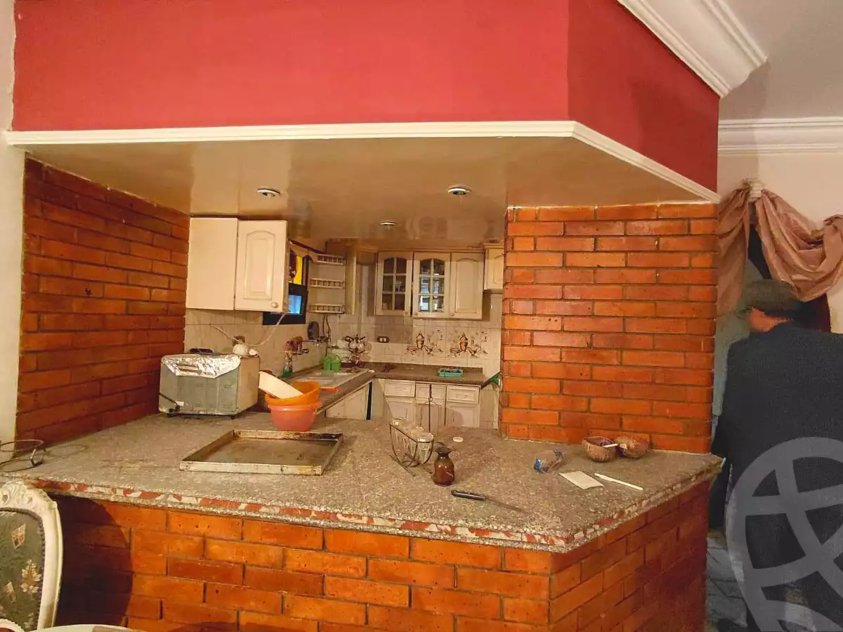 https://aqarmap.com.eg/ar/listing/6678356-for-sale-alexandria-sydy-bshr-sydy-bshr-bhry-gamal-abd-el-nasir-st