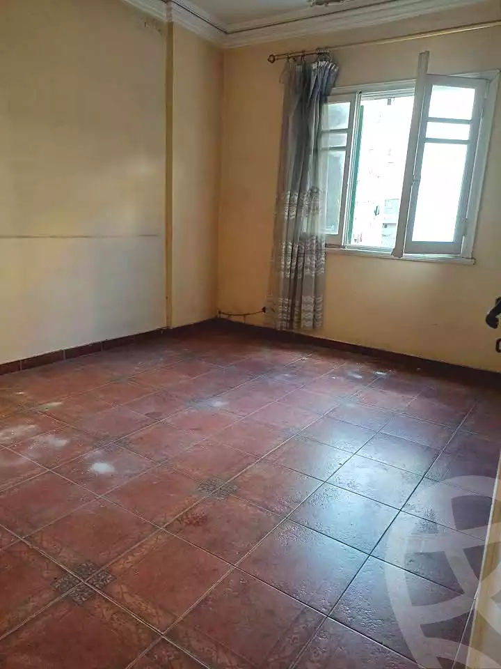 https://aqarmap.com.eg/ar/listing/6679120-for-rent-alexandria-lauran-shr-srhnk