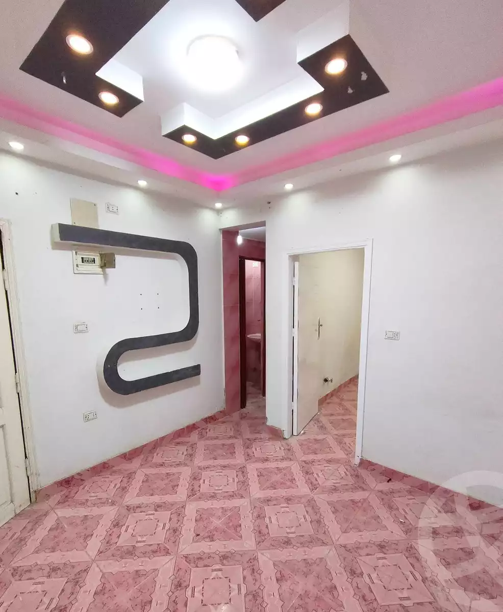 https://aqarmap.com.eg/ar/listing/6679222-for-sale-qalyubia-shubra-el-khaima-om-bayoumi