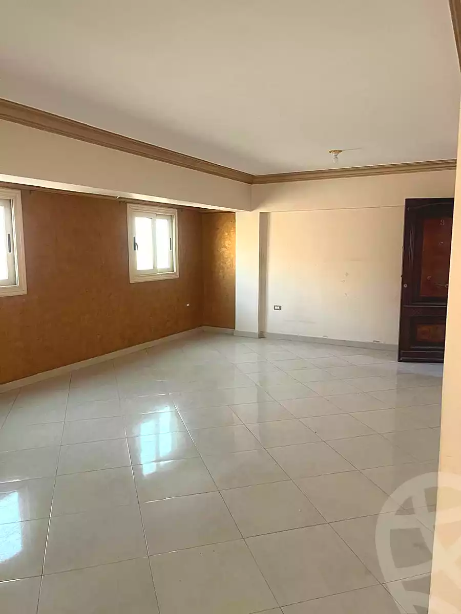 https://aqarmap.com.eg/ar/listing/6679361-for-sale-cairo-6th-of-october-el-ahyaa-neighborhood-4th-neighborhood-3
