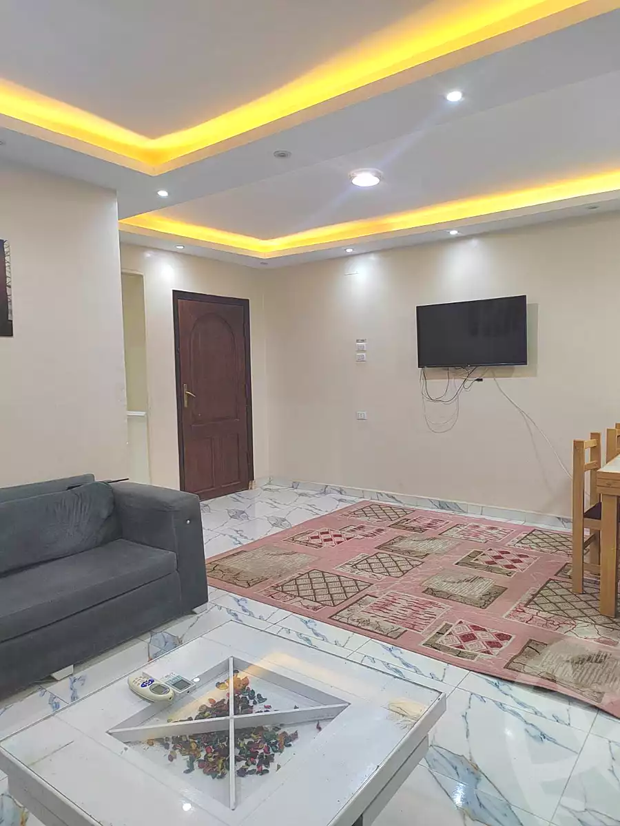 https://aqarmap.com.eg/ar/listing/6679849-for-sale-cairo-6th-of-october-el-ahyaa-neighborhood-1st-al-maahad