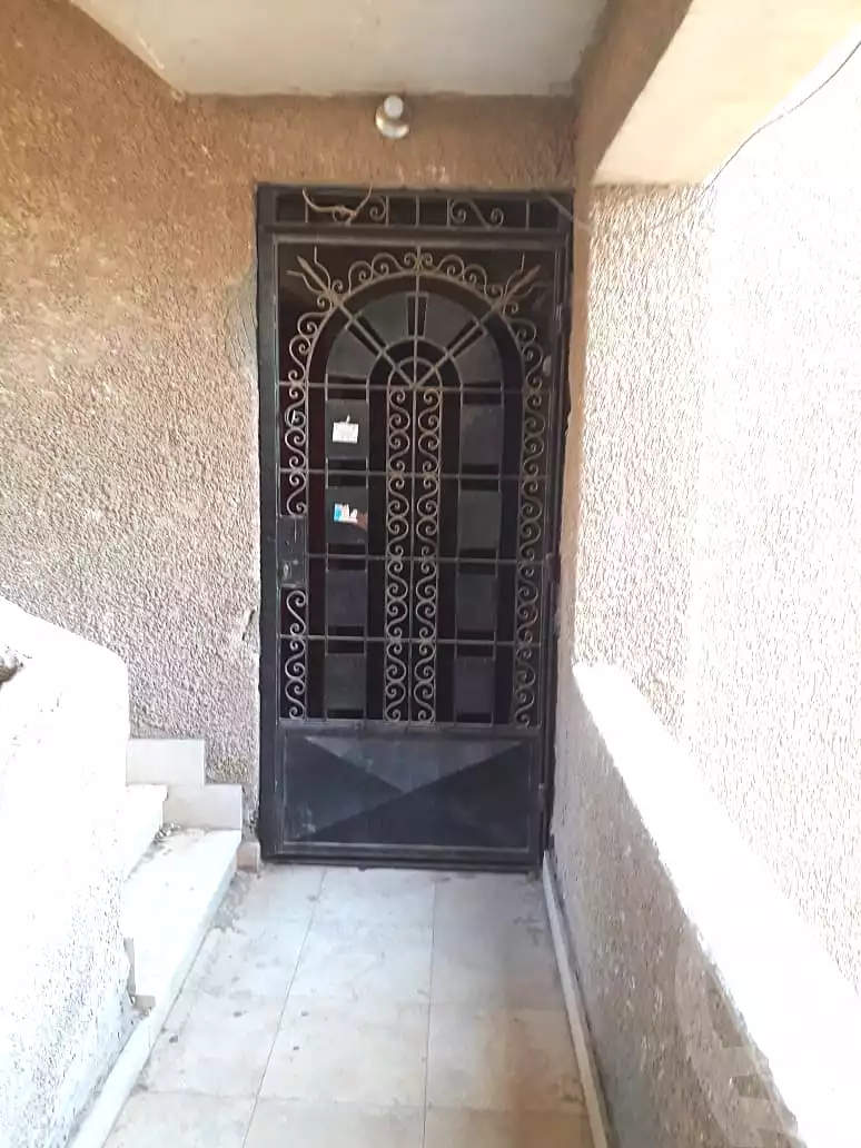 https://aqarmap.com.eg/ar/listing/6679896-for-sale-cairo-6th-of-october-el-ahyaa-neighborhood-12th-street-6