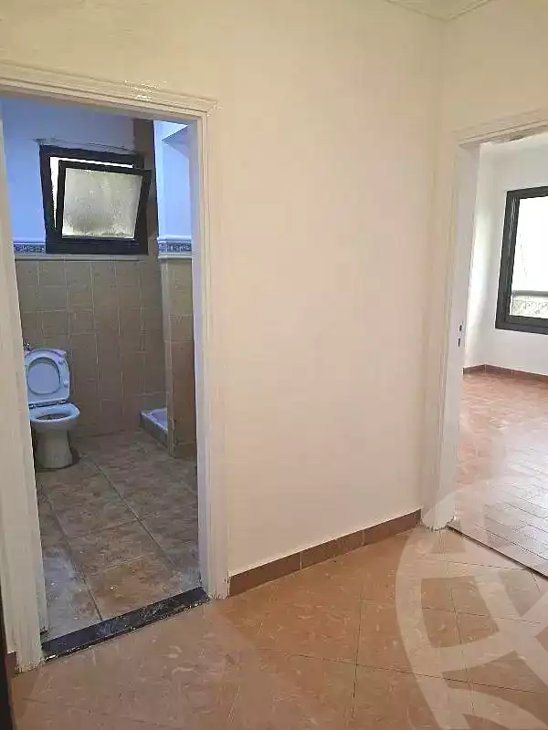https://aqarmap.com.eg/ar/listing/6680248-for-sale-cairo-6th-of-october-el-ahyaa-neighborhood-2nd-divided-from-al-kafrawei-st