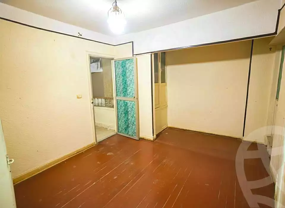 https://aqarmap.com.eg/ar/listing/6680560-for-sale-alexandria-sporting-shr-bwr-s-yd