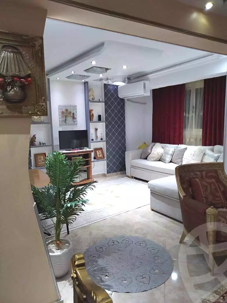 https://aqarmap.com.eg/en/listing/6681323-for-sale-cairo-helwan-zou-el-fekar-basha-st