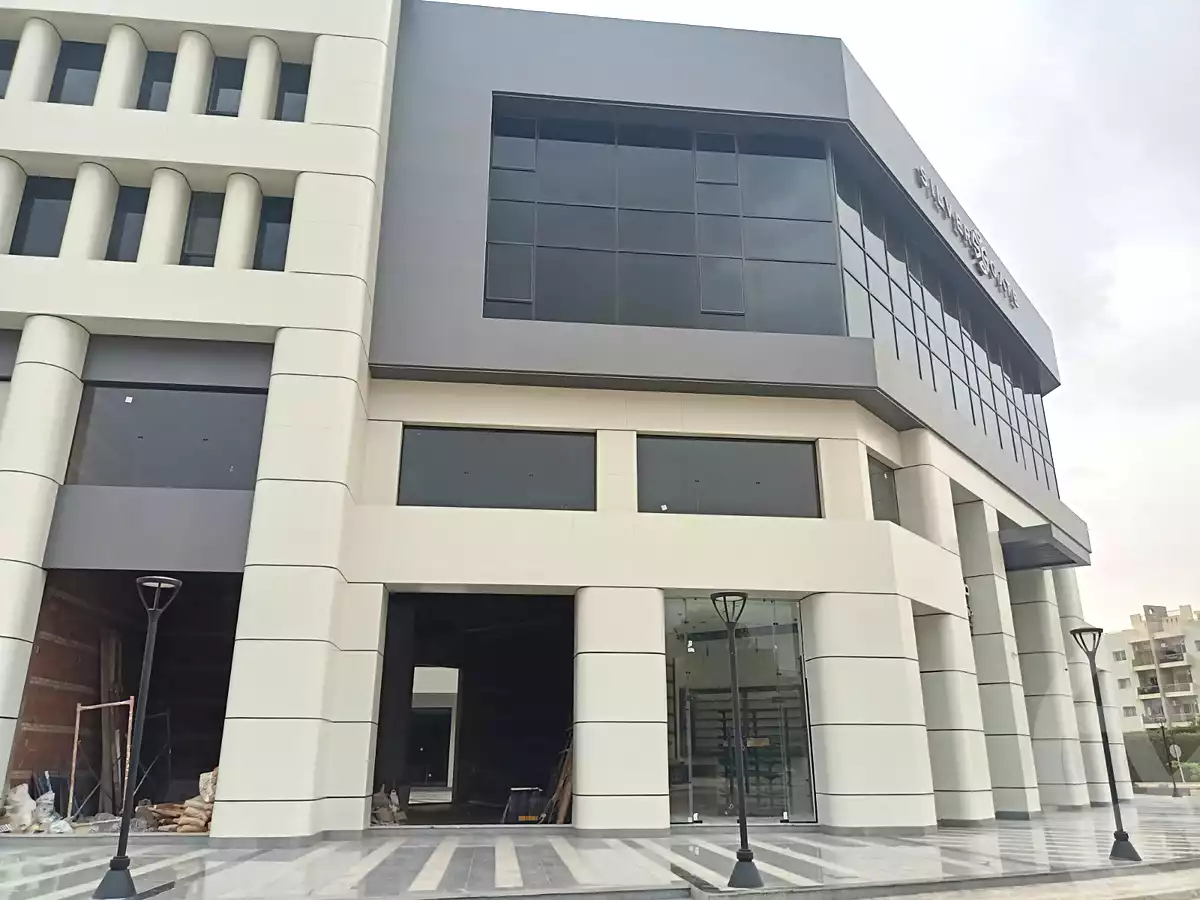 https://aqarmap.com.eg/ar/listing/6683113-for-sale-cairo-el-sheikh-zayed-city-el-hay-el-thany-ashaer