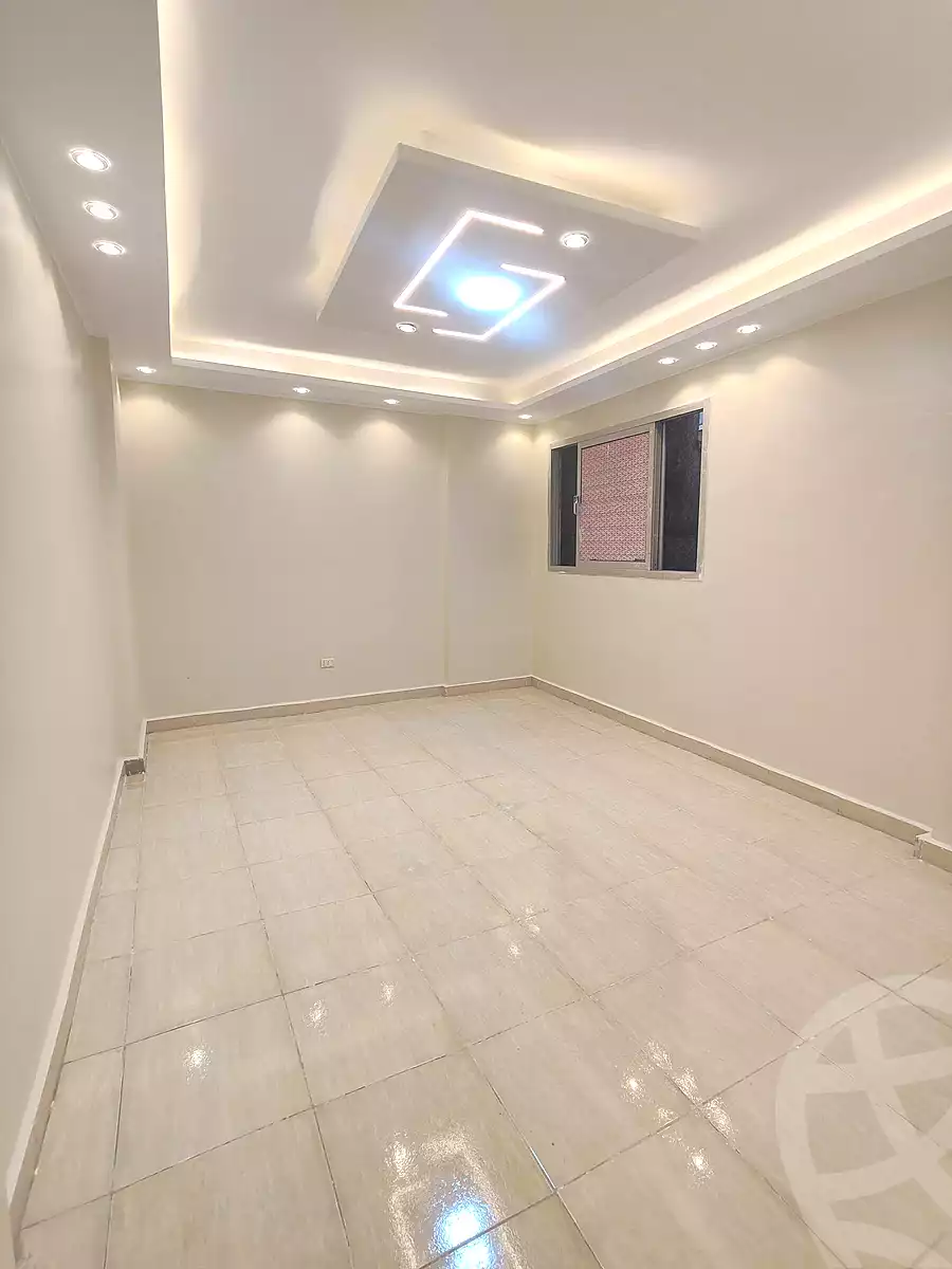 https://aqarmap.com.eg/ar/listing/6683537-for-sale-alexandria-sydy-bshr-sydy-bshr-bhry-gamal-abd-el-nasir-st