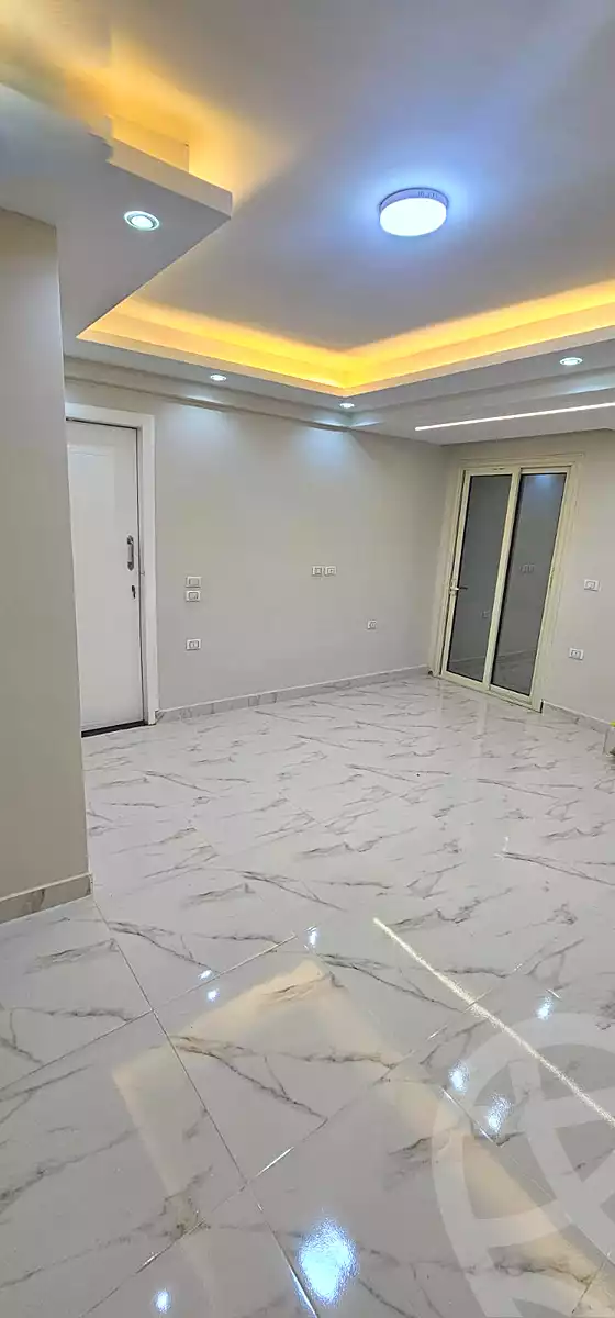 https://aqarmap.com.eg/ar/listing/6684338-for-sale-cairo-6th-of-october-el-ahyaa-neighborhood-1st-el-kawthar-st