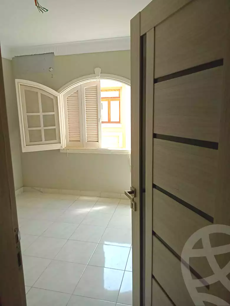 https://aqarmap.com.eg/ar/listing/6684657-for-sale-cairo-new-cairo-el-ahyaa-first-neighborhood-street-1