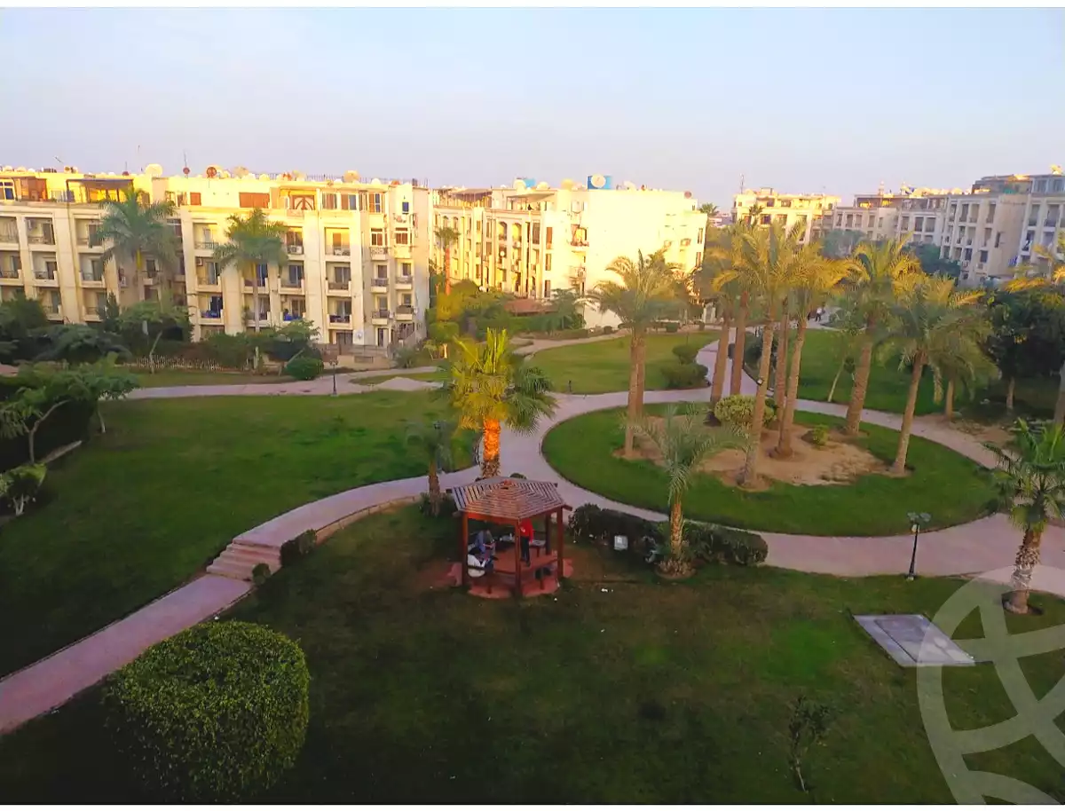 https://aqarmap.com.eg/ar/listing/6684677-for-sale-cairo-el-sheikh-zayed-city-compounds-hadayek-el-mohandiseen