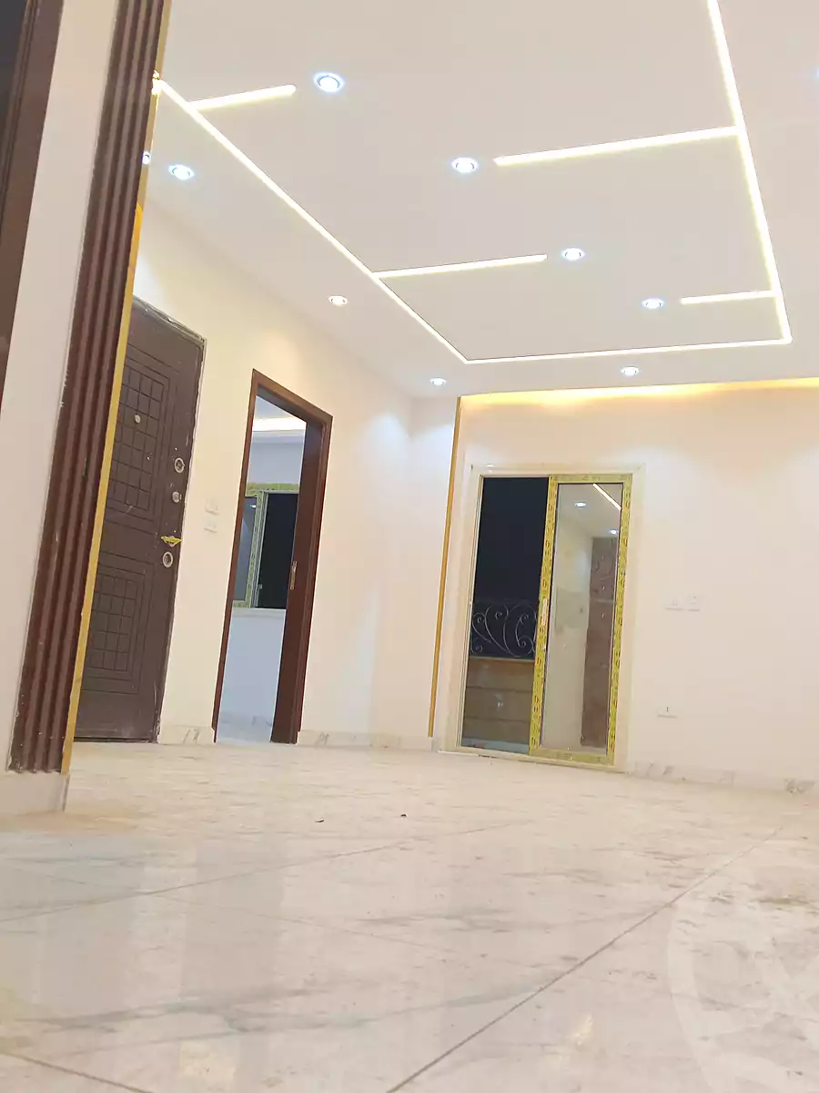 https://aqarmap.com.eg/ar/listing/6685779-for-sale-cairo-6th-of-october-el-ahyaa-neighborhood-3rd-al-hay-al-thalith-st