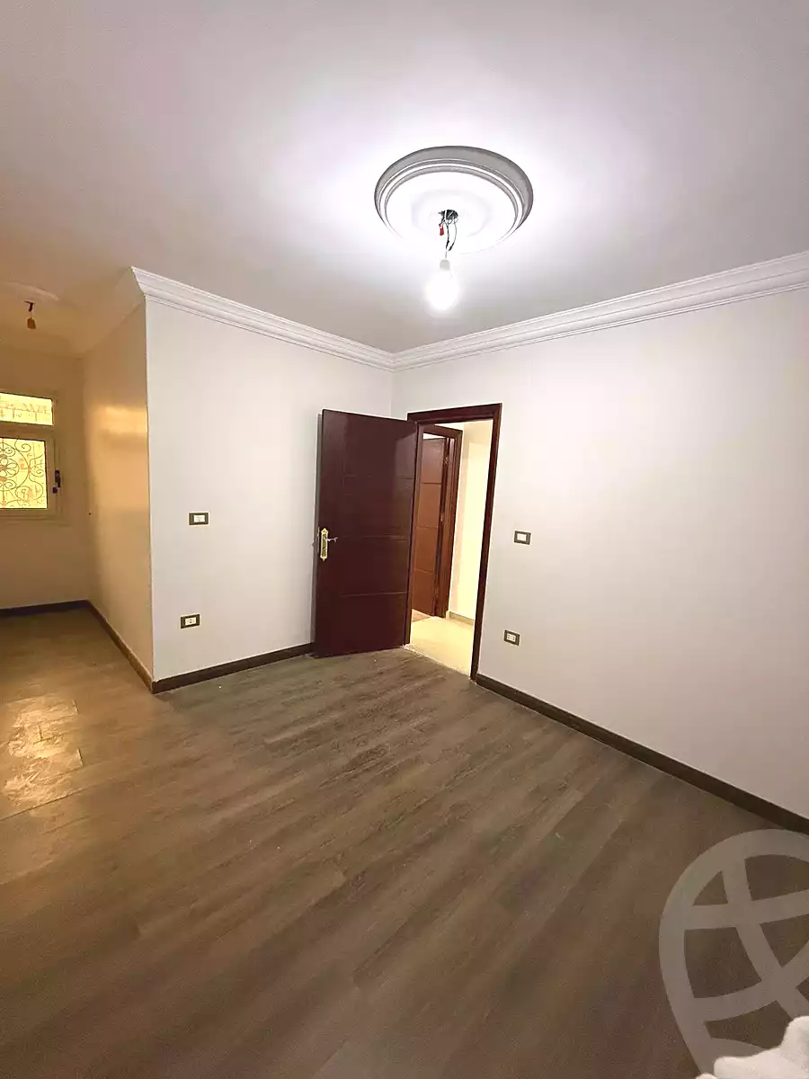 https://aqarmap.com.eg/en/listing/6686027-for-sale-alexandria-el-mandara-alex-el-mandara-bahri