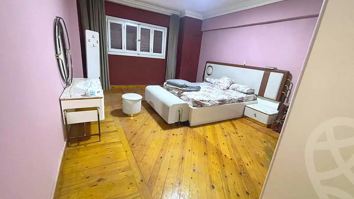 https://aqarmap.com.eg/ar/listing/6686112-for-sale-alexandria-lauran-shr-bw-qyr-tryq-lhry