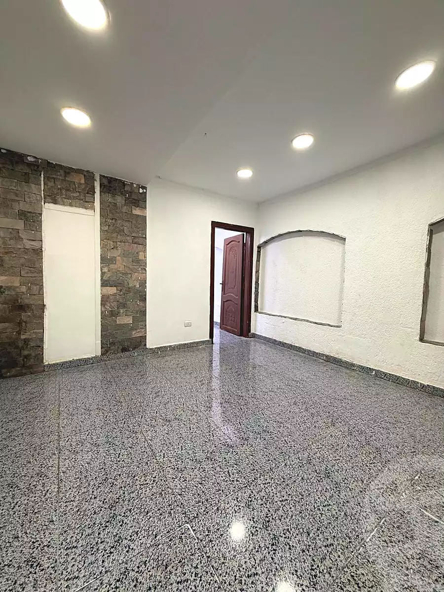 https://aqarmap.com.eg/ar/listing/6686226-for-rent-cairo-new-cairo-el-banafsg-el-banafsag-10-omar-khorshid-st