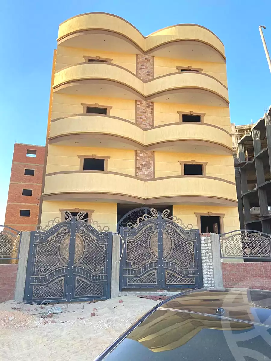 https://aqarmap.com.eg/ar/listing/6687600-for-sale-cairo-6th-of-october-hadaeq-october-mosalsal-3