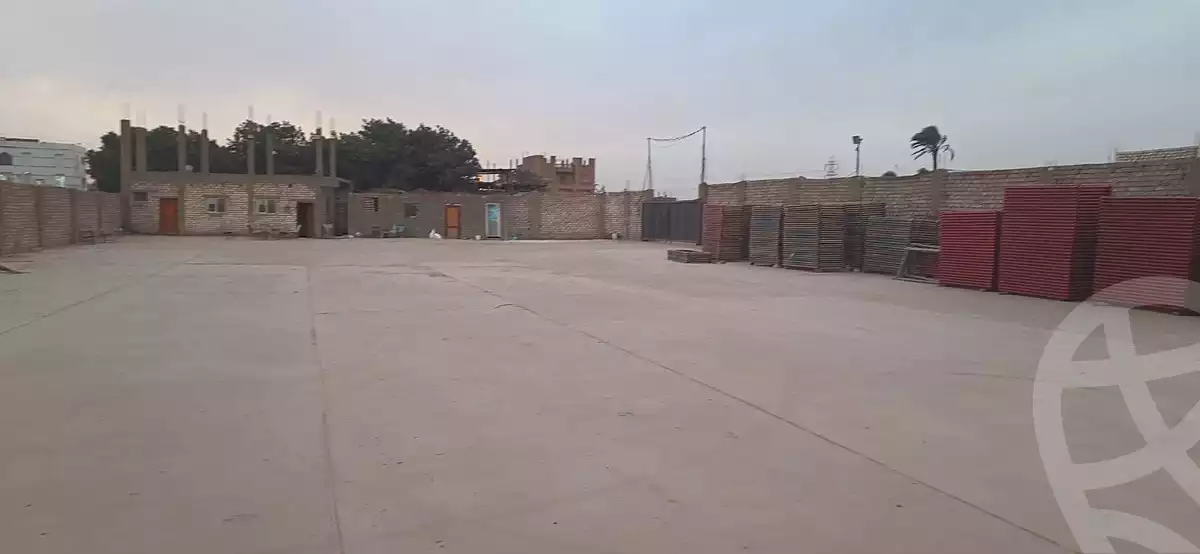 https://aqarmap.com.eg/ar/listing/6687993-for-rent-cairo-helwan-kwrnysh-hlwn