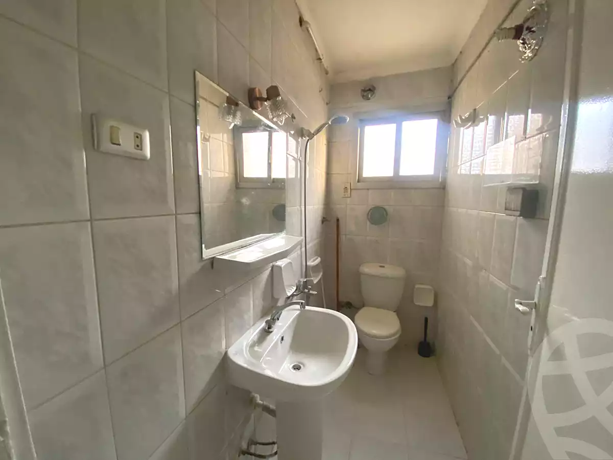 https://aqarmap.com.eg/en/listing/6689958-for-rent-cairo-dokki-mohey-el-din-abo-el-ezz